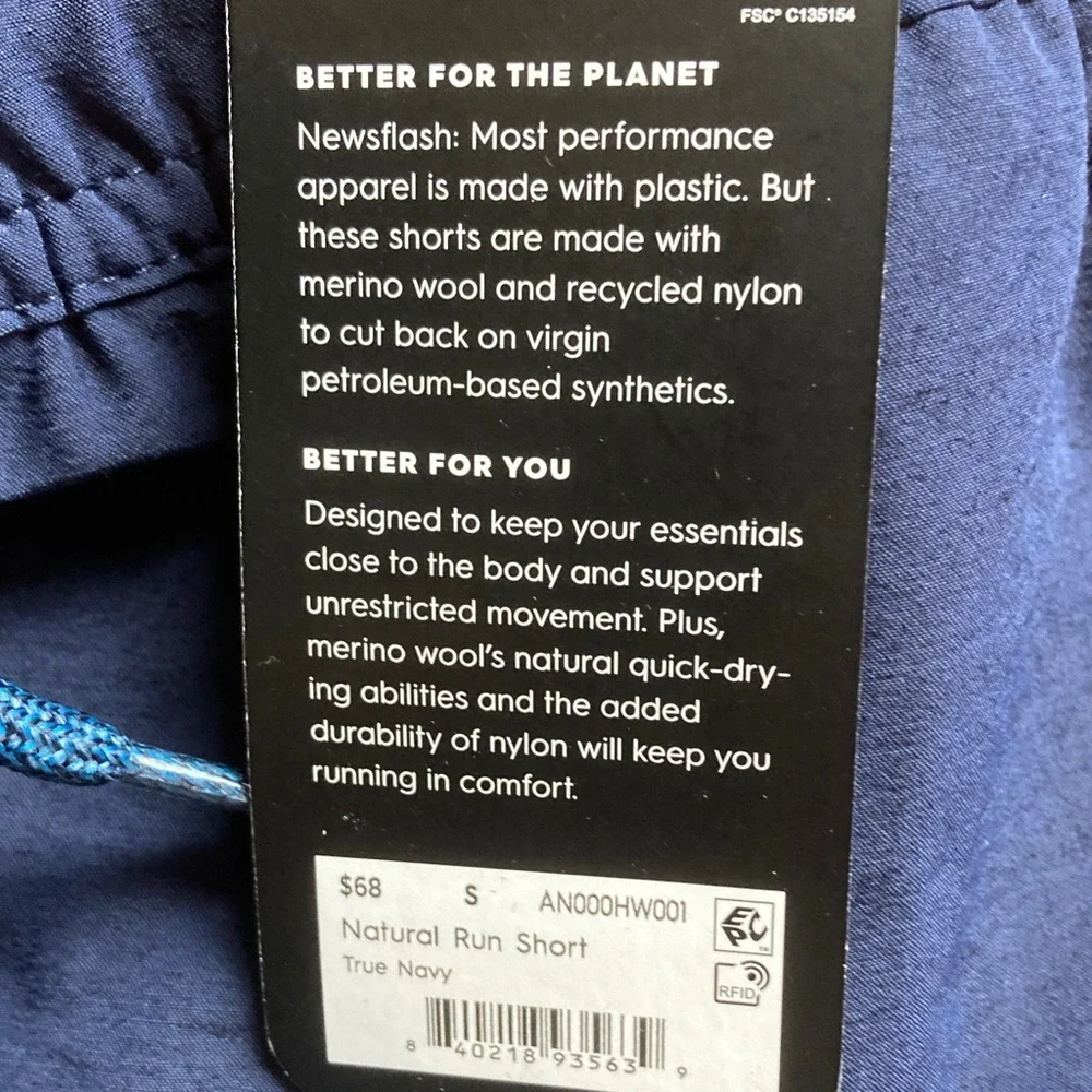 Allbirds women’s navy Blue run short - Picture 3 of 3